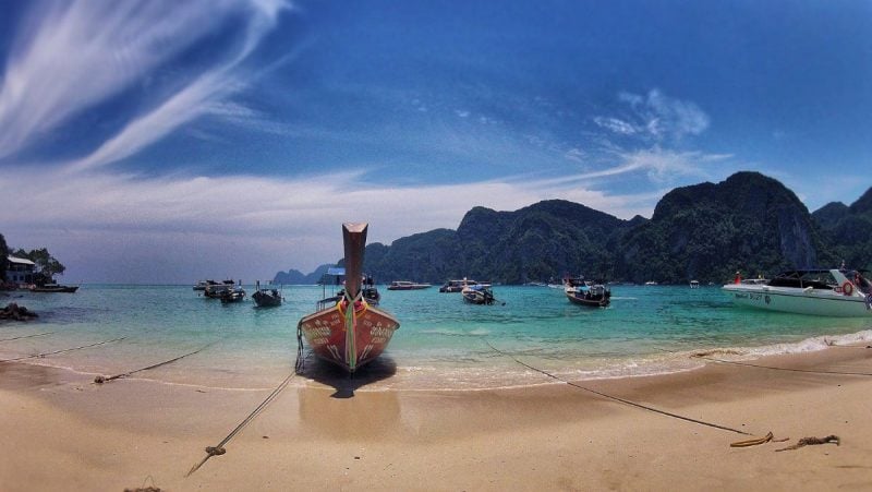 A Day in The Life of a Nomad: Koh Phi Phi The Koh Phi Phi Docking Beach in Thailand