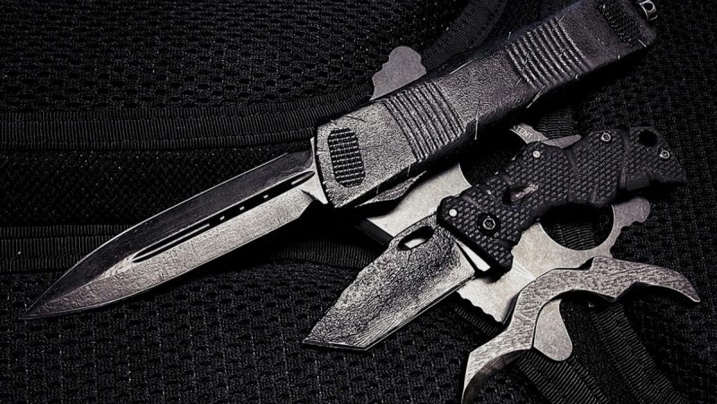 Why I Carry a Knife in Life and Travel Why I Carry a Knife in Life and Travel /// Vinjatek