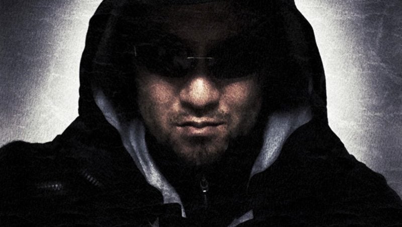 Vinjabond Wearing The Stealth Hoodie LT /// Vinjabond