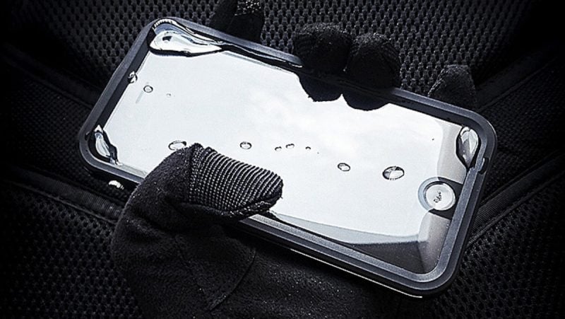 HITCASE Shield For iPhone HITCASE Shield For iPhone /// VINJABOND