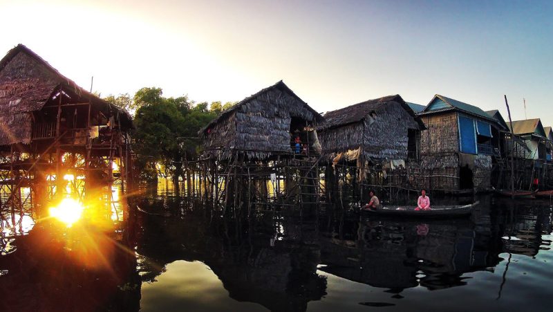 Floating Village of Sieam Reap, Cambodia /// Vinjatek