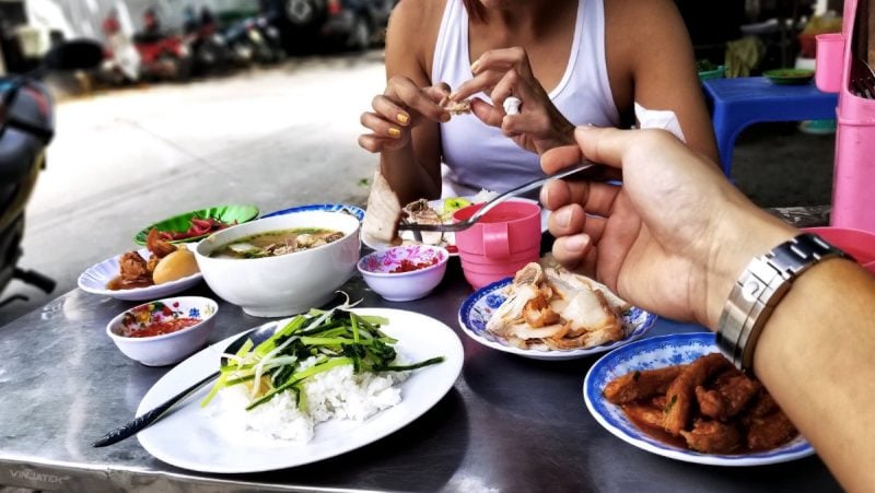 Saigon Street Food, Ho Chi Minh City, Vietnam /// Vinjatek