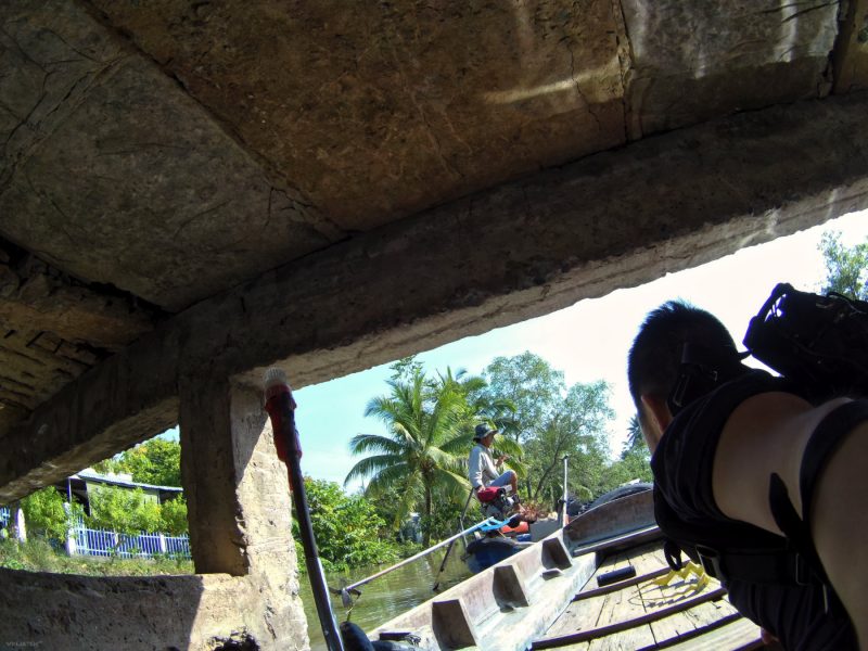 Boat Ride on The Mekong Delta in Can Tho, Vietnam /// Vinjatek