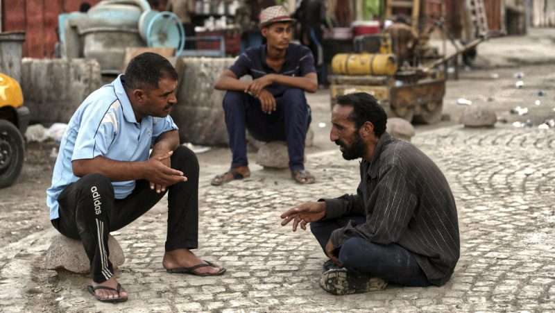 The Hourglass Method of Extracting Information The Hourglass Method of Extracting Information /// Vinjatek