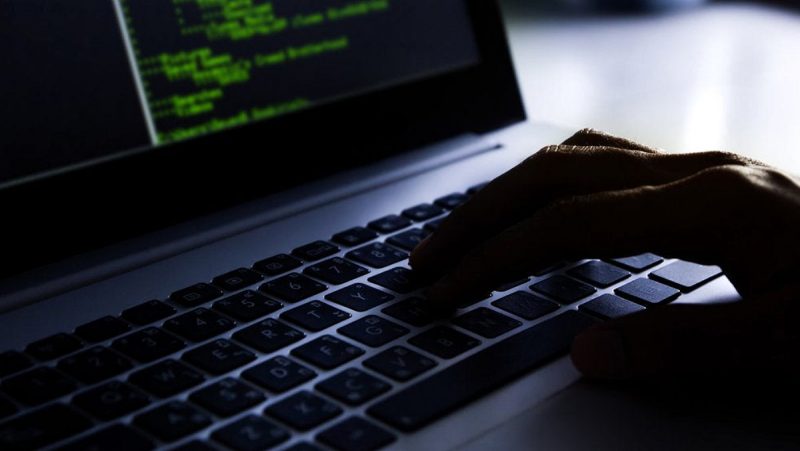 How to Tell if Your Laptop is Being Spied on /// Vinjatek